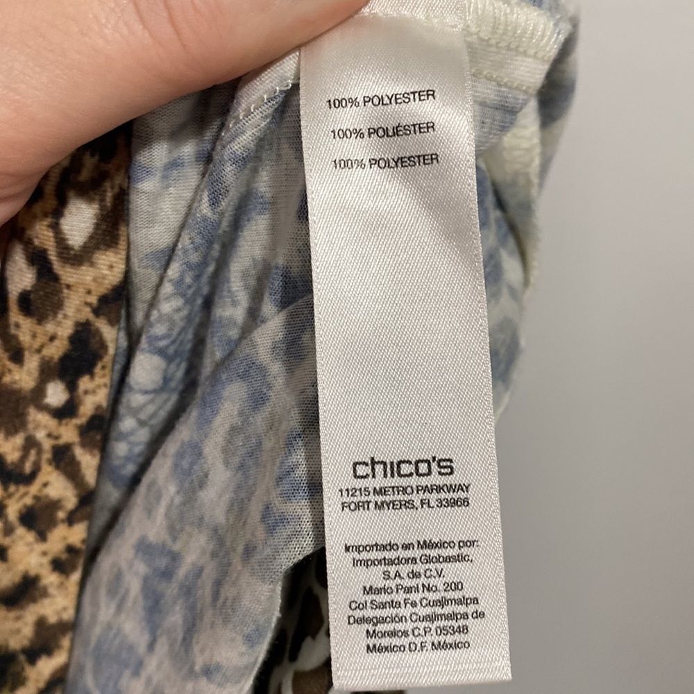 Chico’s Reverse Patchwork Flutter Split-Neck Animal Print Top size L - Picture 8 of 10